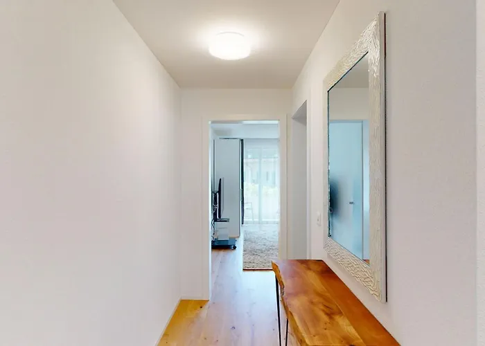 Amazing The Center, Very Sunny - Sun 4