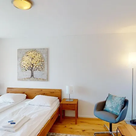 Amazing The Center, Very Sunny - Sun 4