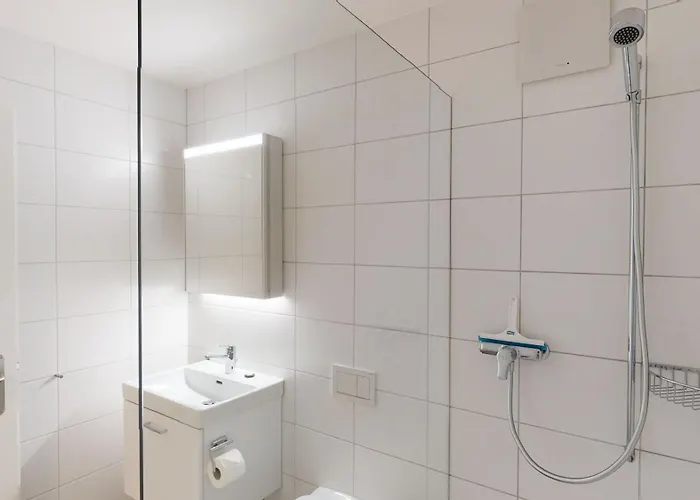 Amazing The Center, Very Sunny - Sun 4 * Zurique