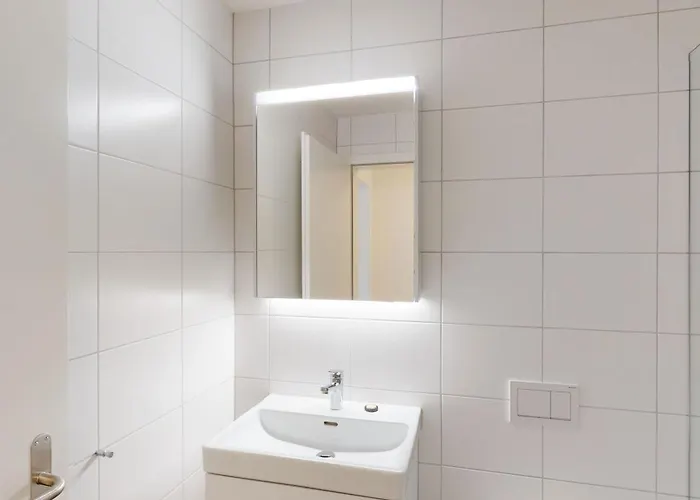 Amazing The Center, Very Sunny - Sun 4 * Zurique